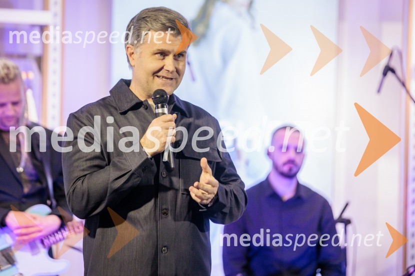 Topshop, otvoritev trgovine