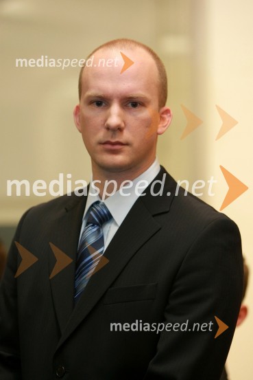 Dr. Marko Kežmah, Fakulteta za elektrotehniko, računalništvo in informatiko Univerze v MariboruUniverza v Mariboru: Promocija doktorjev znanosti, oktober 2009