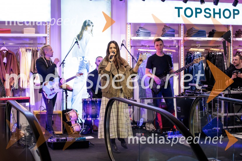 Topshop, otvoritev trgovine