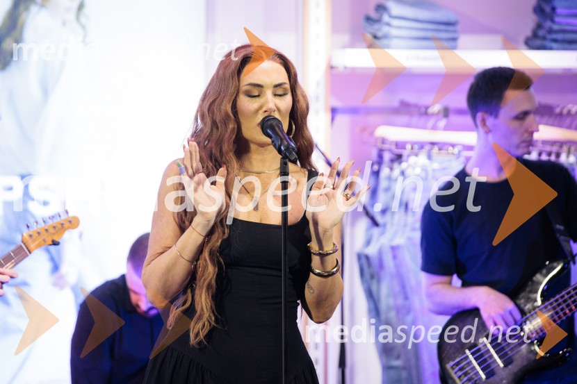 Topshop, otvoritev trgovine