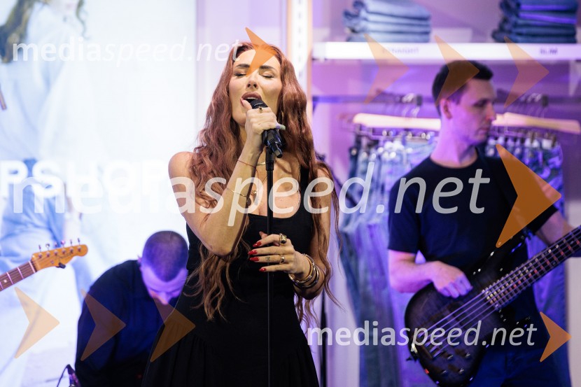 Topshop, otvoritev trgovine