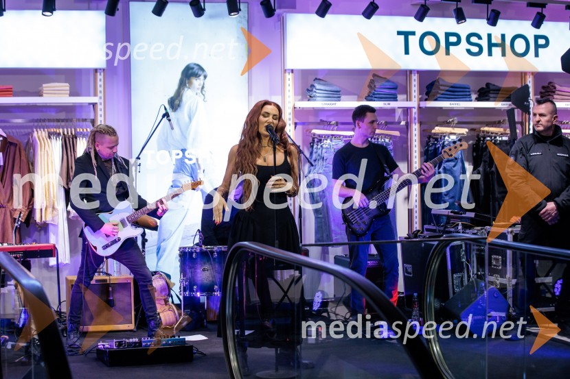 Topshop, otvoritev trgovine