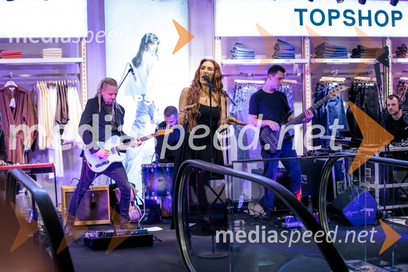 Topshop, otvoritev trgovine