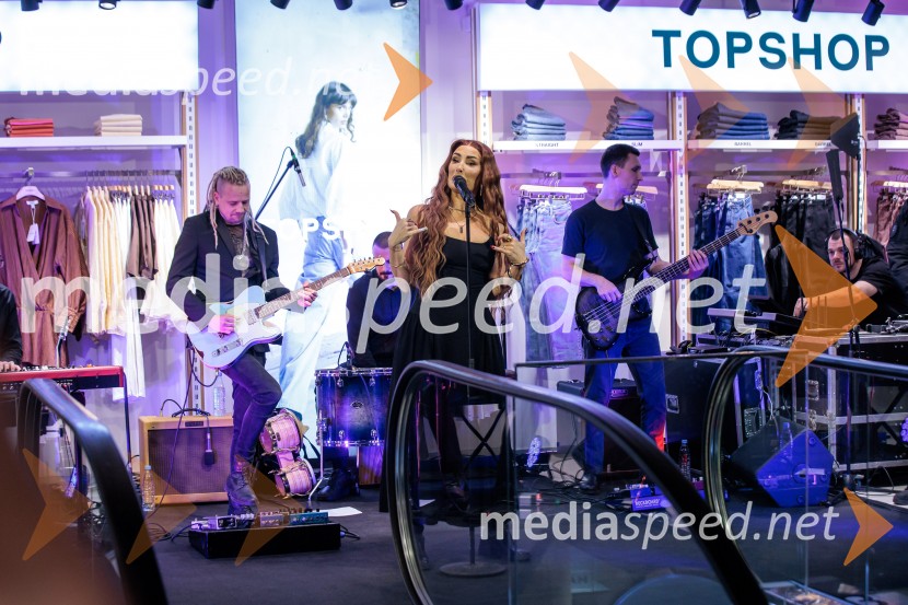 Topshop, otvoritev trgovine