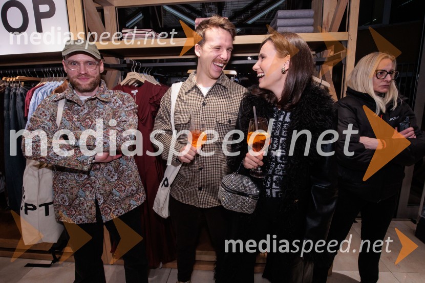 Topshop, otvoritev trgovine