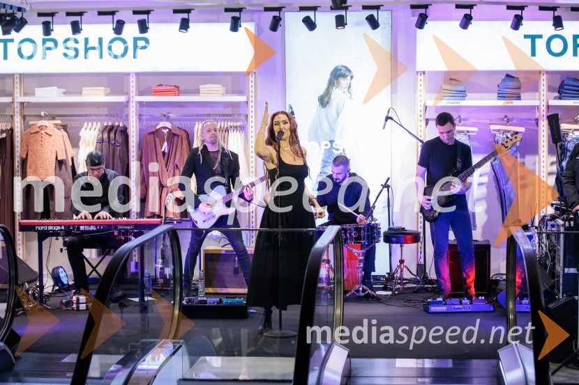 Topshop, otvoritev trgovine