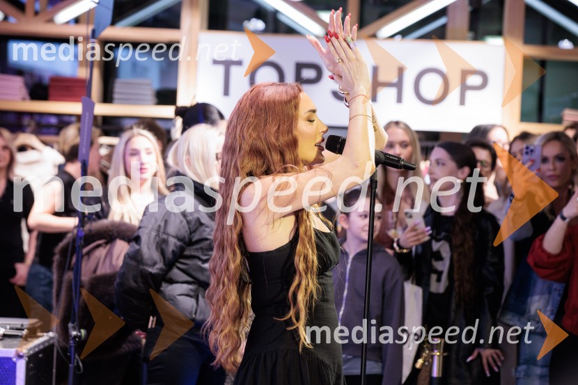 Topshop, otvoritev trgovine