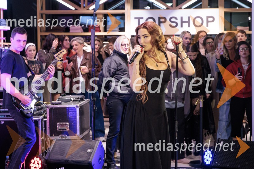 Topshop, otvoritev trgovine