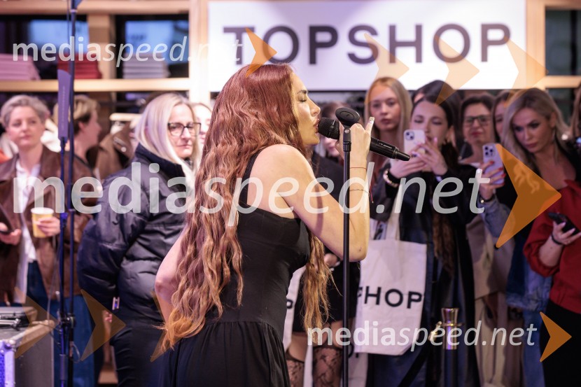 Topshop, otvoritev trgovine