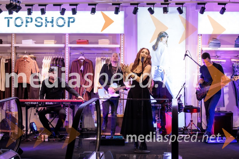 Topshop, otvoritev trgovine