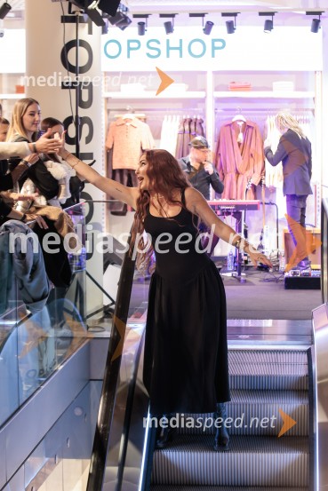 Topshop, otvoritev trgovine