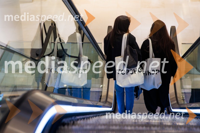 Topshop, otvoritev trgovine