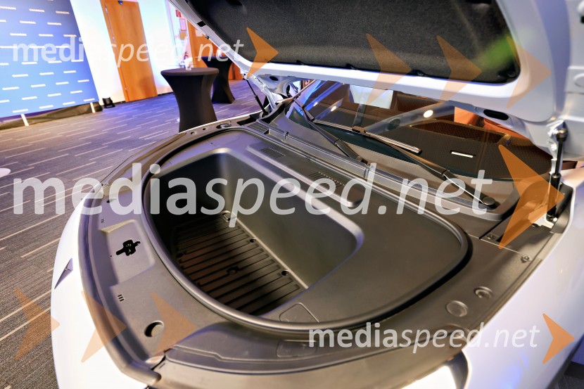 CHANGAN, predstavitev