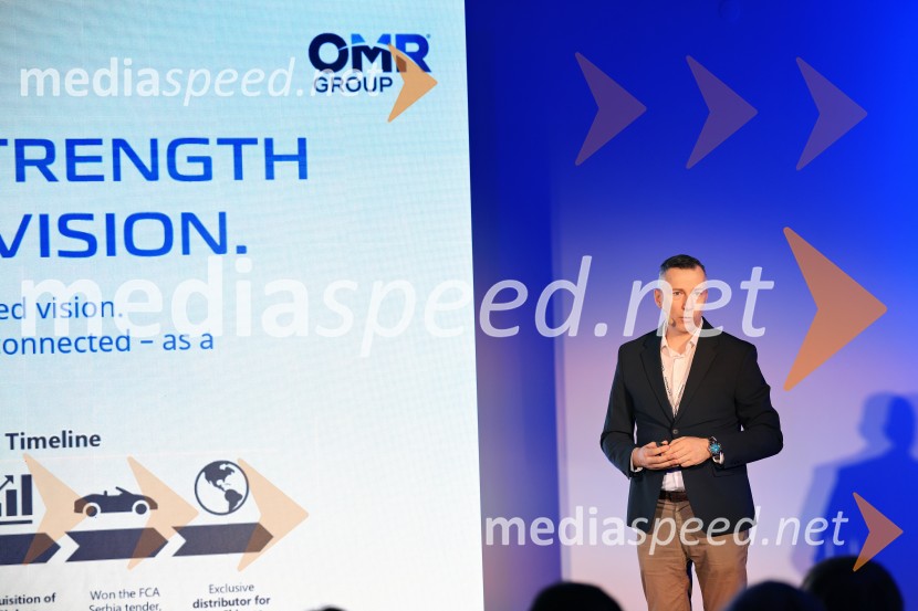  Dejan Stupar, Izvršni direktor avtomobilskega sektorja Skupine OMRCHANGAN, predstavitev