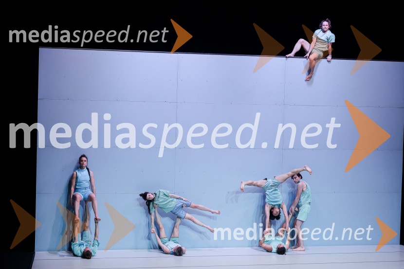 Not Standing: Predznak, Cankarjev dom