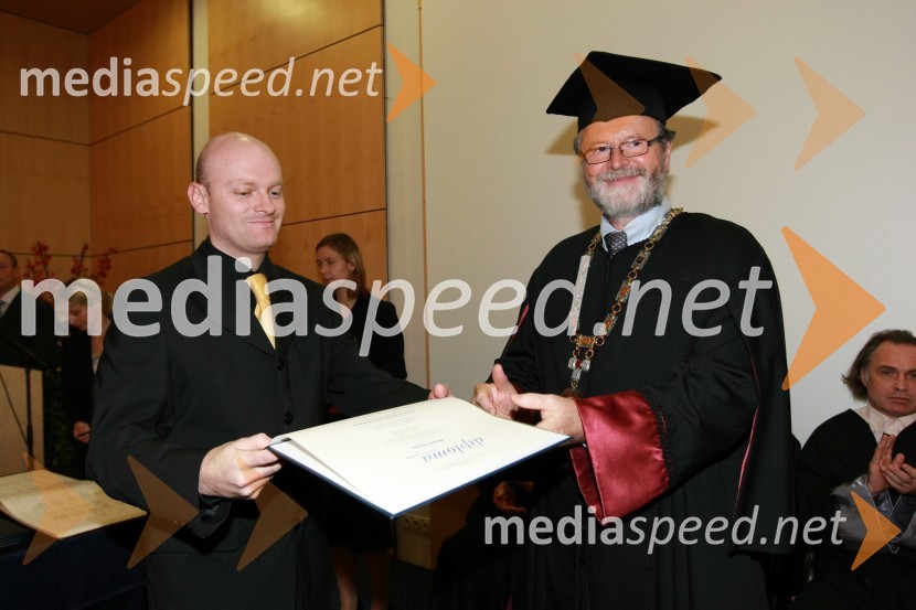 Dr. Matjaž Gaber, Fakulteta za elektrotehniko, računalništvo in informatiko Univerze v Mariboru in prof. dr. Ivan Rozman, rektor Univerze v MariboruUniverza v Mariboru: Promocija doktorjev znanosti, oktober 2009