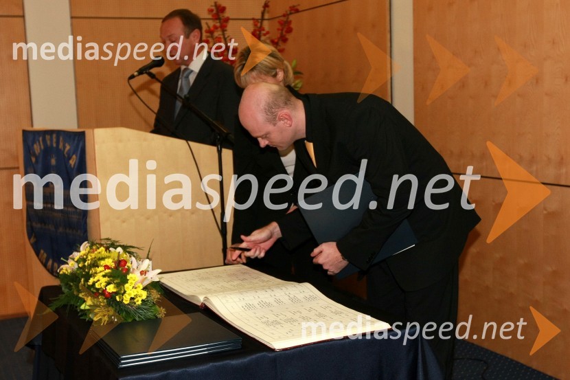 Dr. Matjaž Gaber, Fakulteta za elektrotehniko, računalništvo in informatiko Univerze v MariboruUniverza v Mariboru: Promocija doktorjev znanosti, oktober 2009