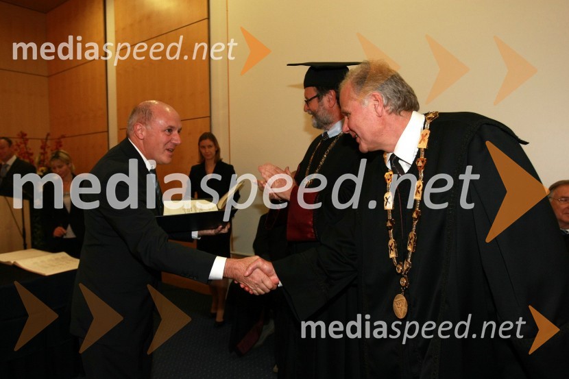 Dr. Zvonko Toroš, Fakulteta za elektrotehniko, računalništvo in informatiko Univerze v Mariboru in ...Univerza v Mariboru: Promocija doktorjev znanosti, oktober 2009