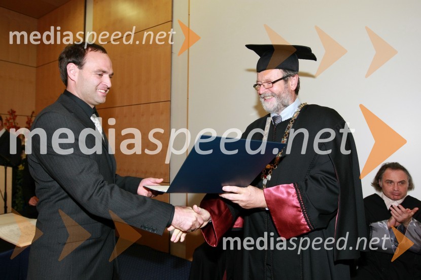 Dr. Matjaž Fras, Fakulteta za elektrotehniko, računalništvo in informatiko Univerze v Mariboru in prof. dr. Ivan Rozman, rektor Univerze v MariboruUniverza v Mariboru: Promocija doktorjev znanosti, oktober 2009