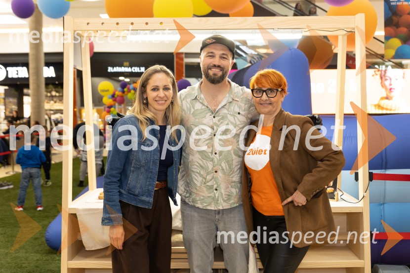 Filip Flisar v Citycentru Celje zarezal v Pohorsko šunko