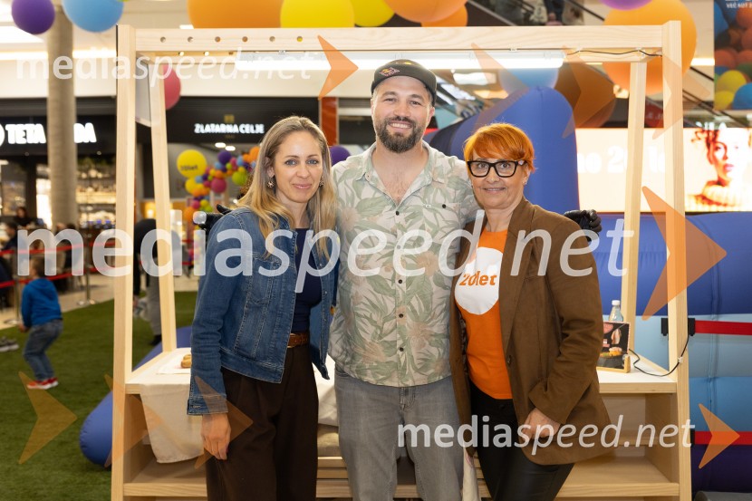 Filip Flisar v Citycentru Celje zarezal v Pohorsko šunko