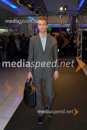 Aljaž Vidmar, manekenMura, odprtje nove prodajalne in modna revija