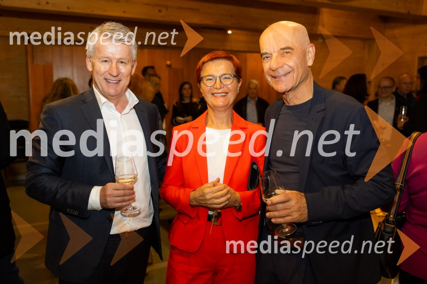 Iskrivo v živo: pogovor z nagrajencema Združenja Manager