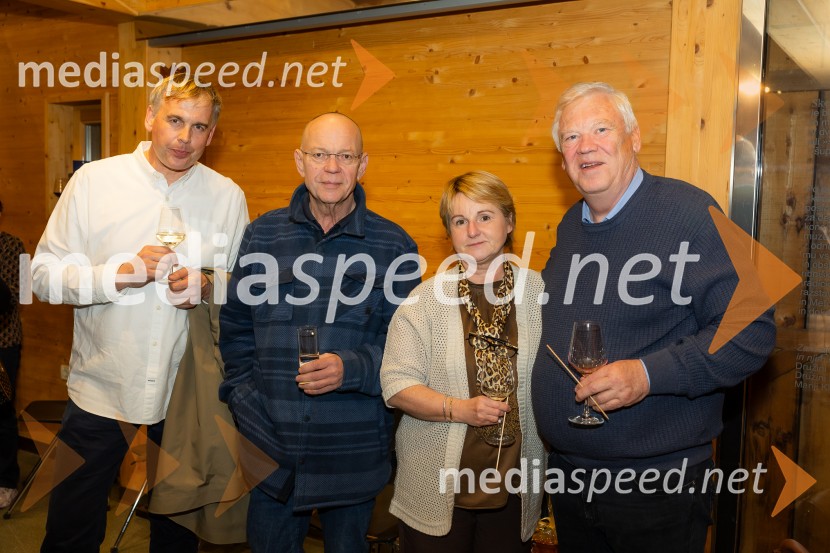 Iskrivo v živo: pogovor z nagrajencema Združenja Manager