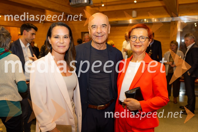 Iskrivo v živo: pogovor z nagrajencema Združenja Manager