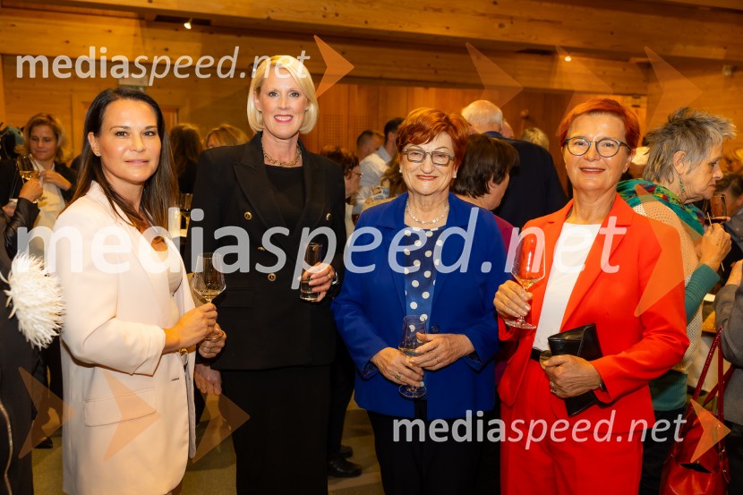 Iskrivo v živo: pogovor z nagrajencema Združenja Manager