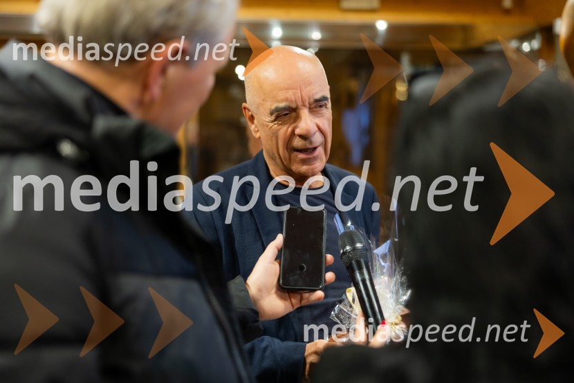 Iskrivo v živo: pogovor z nagrajencema Združenja Manager