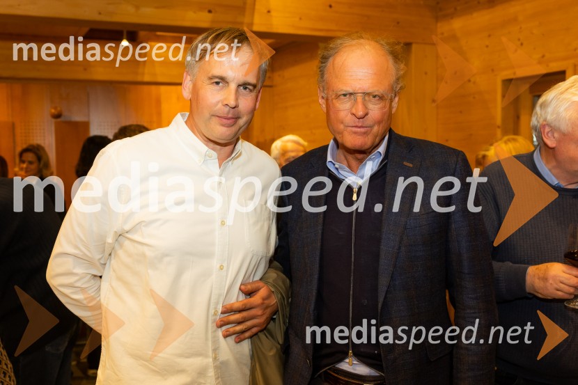 Iskrivo v živo: pogovor z nagrajencema Združenja Manager