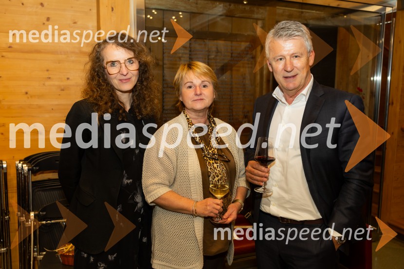 Iskrivo v živo: pogovor z nagrajencema Združenja Manager