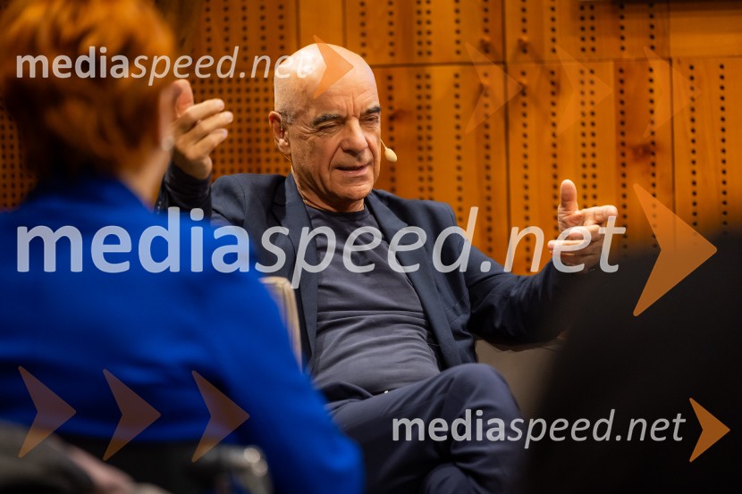 Iskrivo v živo: pogovor z nagrajencema Združenja Manager