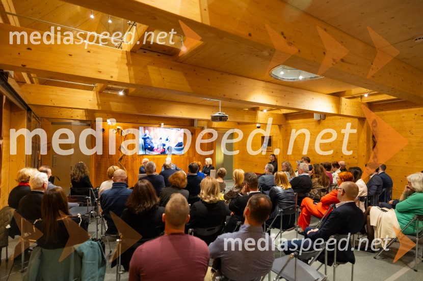 Iskrivo v živo: pogovor z nagrajencema Združenja Manager