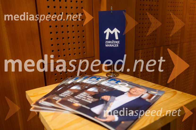 Iskrivo v živo: pogovor z nagrajencema Združenja Manager