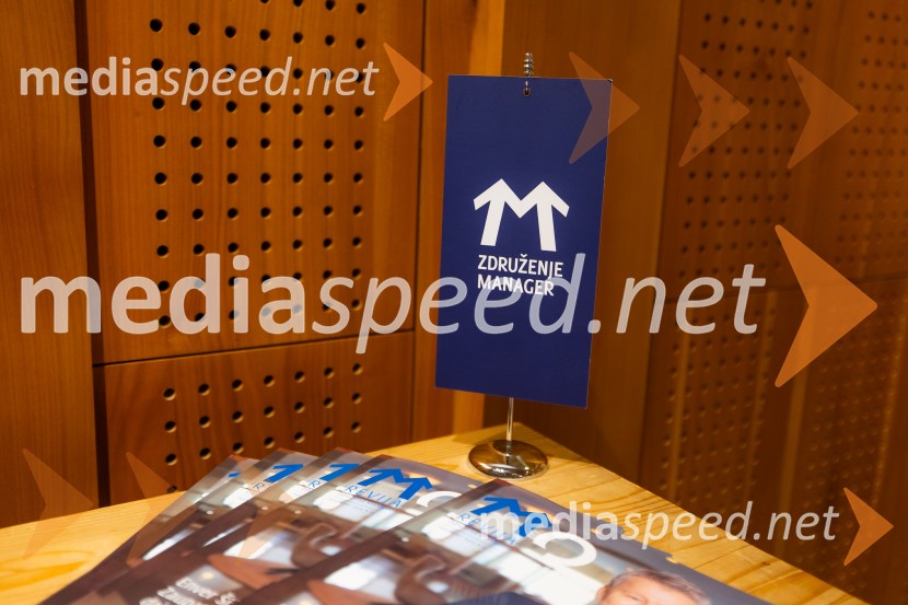 Iskrivo v živo: pogovor z nagrajencema Združenja Manager