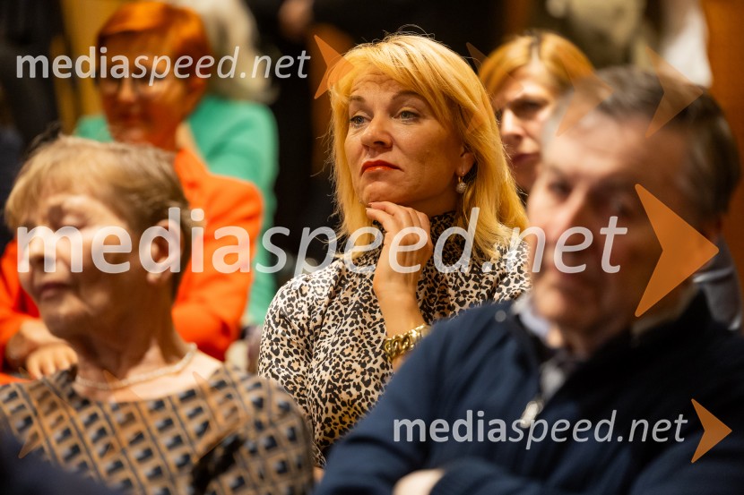 Iskrivo v živo: pogovor z nagrajencema Združenja Manager