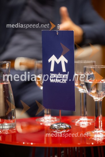 Iskrivo v živo: pogovor z nagrajencema Združenja Manager