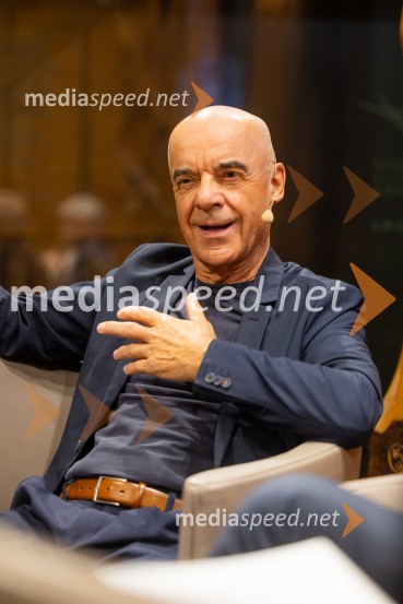 Iskrivo v živo: pogovor z nagrajencema Združenja Manager