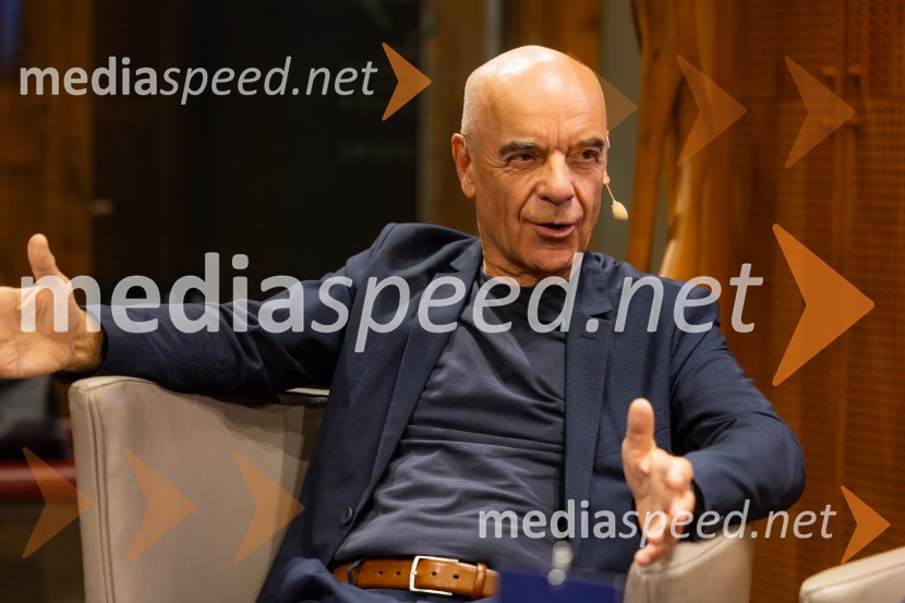 Iskrivo v živo: pogovor z nagrajencema Združenja Manager