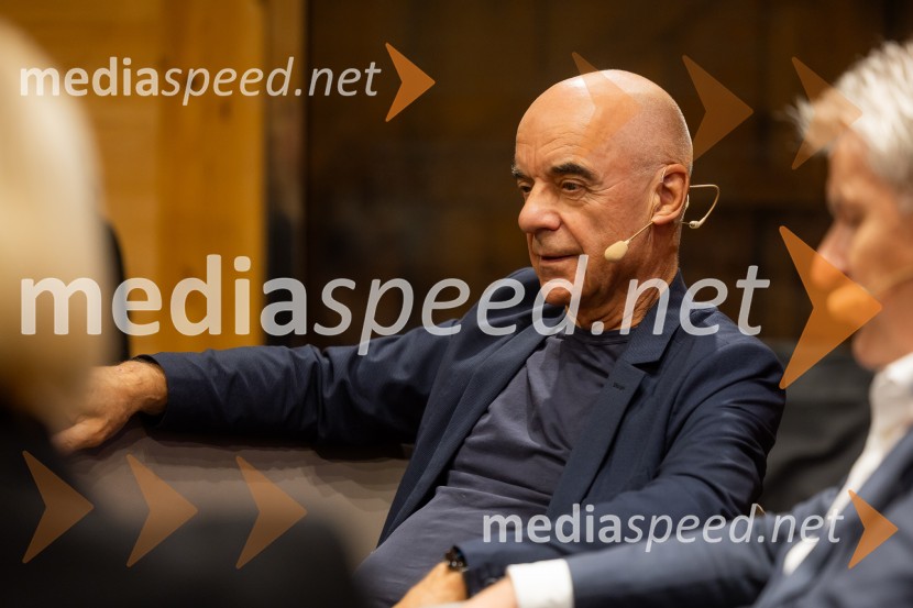 Iskrivo v živo: pogovor z nagrajencema Združenja Manager