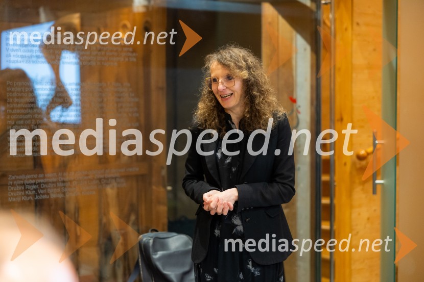 Iskrivo v živo: pogovor z nagrajencema Združenja Manager