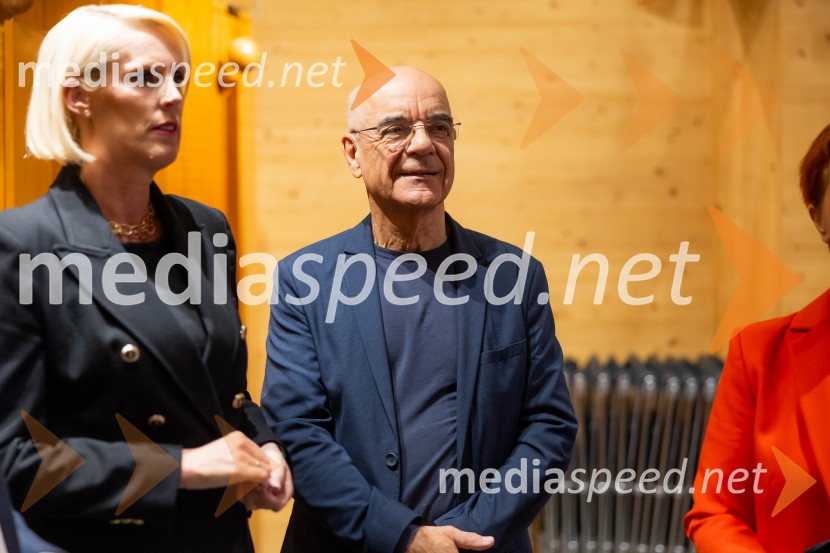 Iskrivo v živo: pogovor z nagrajencema Združenja Manager