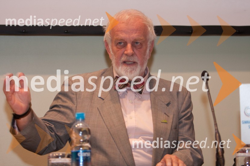Mitja Meršol, nekdanji urednik DelaMiro Cerar in njegov čas, predstavitev biografije Mira Cerarja