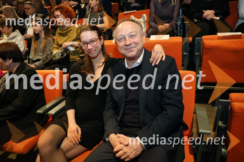 Glazerjeve nagrade 2026: Maja Godina Golija prejela priznanje za življenjsko delo