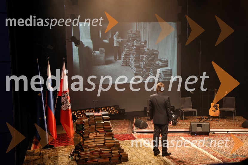 Glazerjeve nagrade 2026: Maja Godina Golija prejela priznanje za življenjsko delo