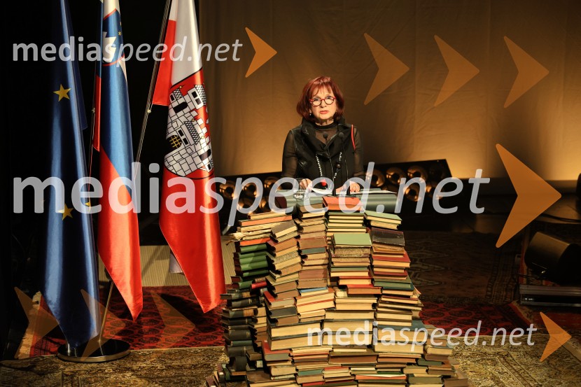 Glazerjeve nagrade 2026: Maja Godina Golija prejela priznanje za življenjsko delo