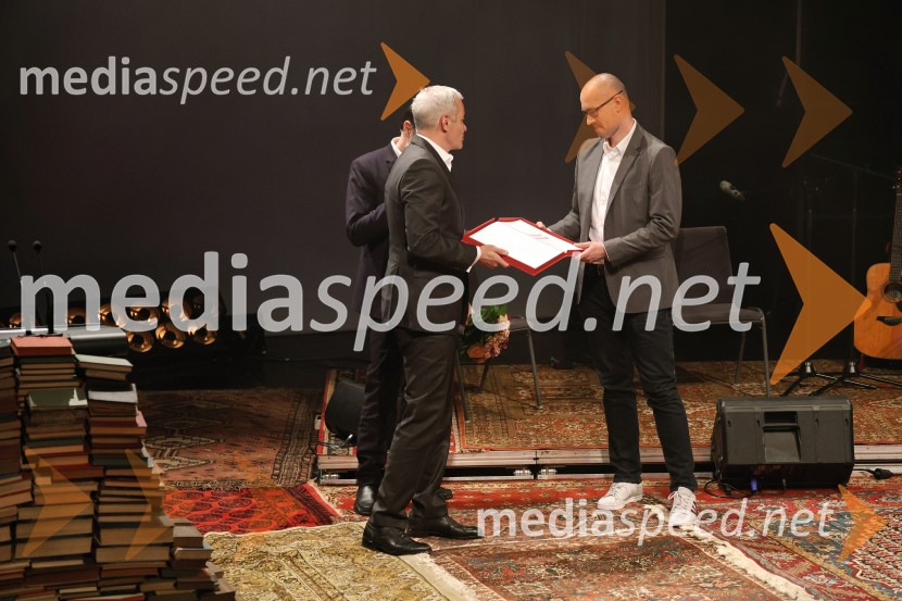 Glazerjeve nagrade 2026: Maja Godina Golija prejela priznanje za življenjsko delo