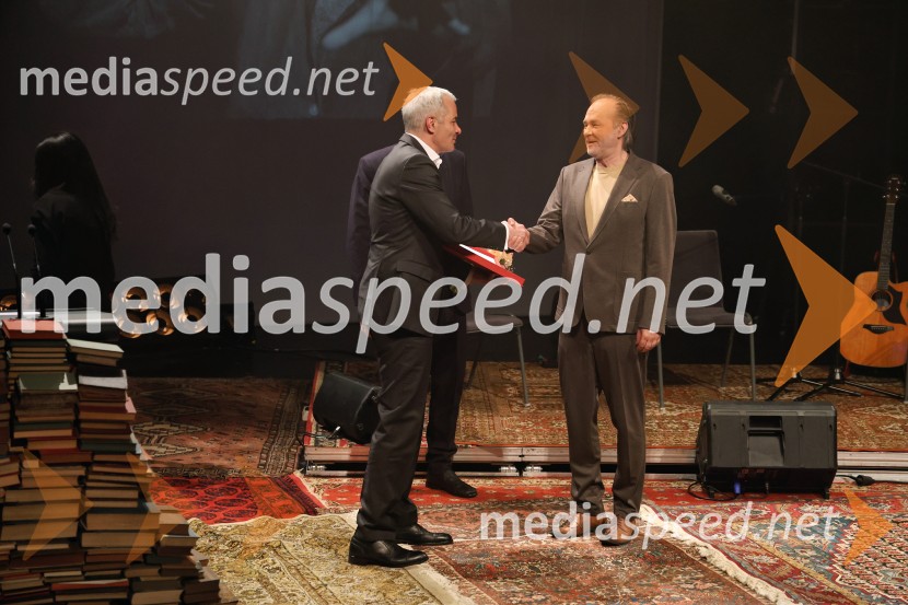 Glazerjeve nagrade 2026: Maja Godina Golija prejela priznanje za življenjsko delo